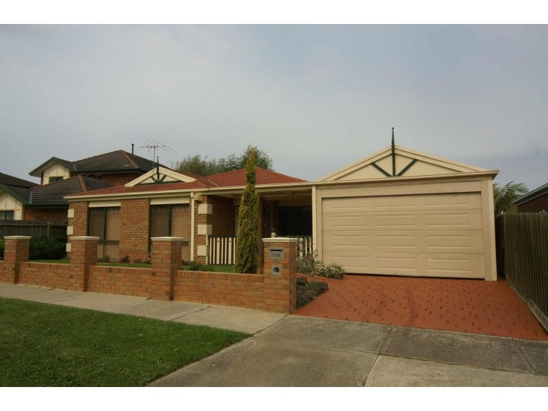 114 David Collins Drive, Endeavour Hills VIC 3802