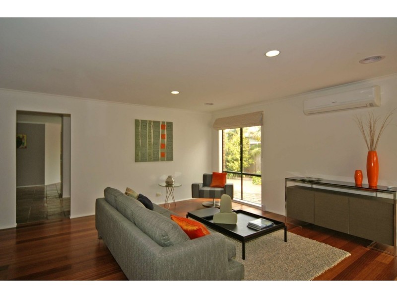 114 David Collins Drive, Endeavour Hills VIC 3802