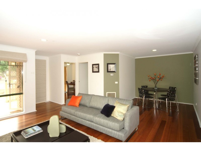 114 David Collins Drive, Endeavour Hills VIC 3802