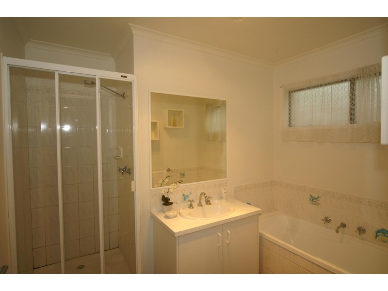 114 David Collins Drive, Endeavour Hills VIC 3802