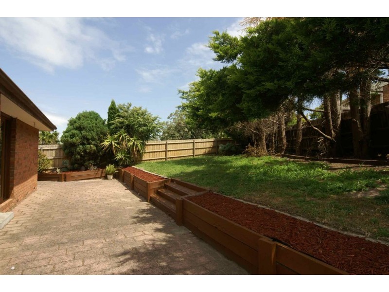 5 Pejaro Place, Endeavour Hills VIC 3802