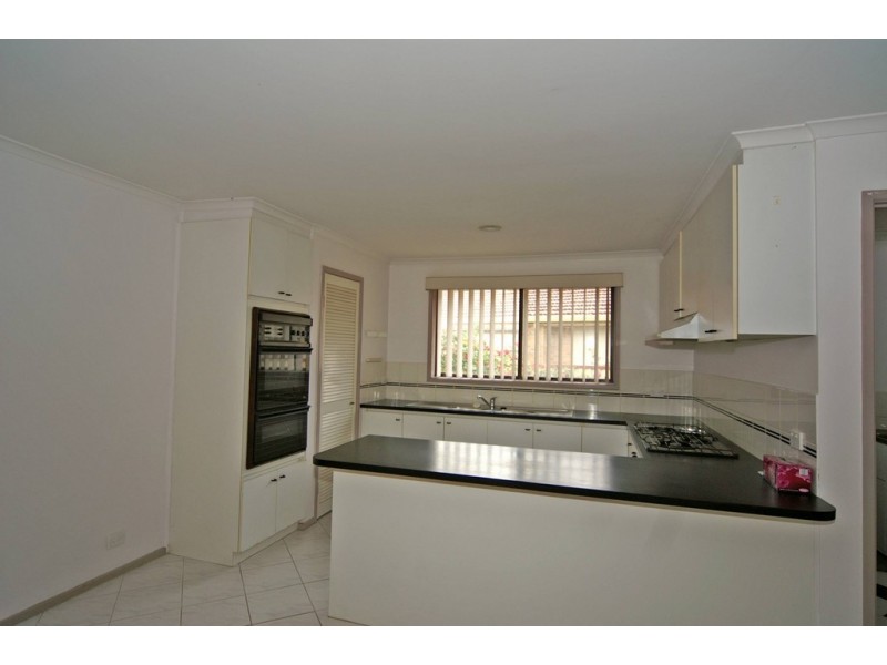 65 Thomas Mitchell Drive, Endeavour Hills VIC 3802