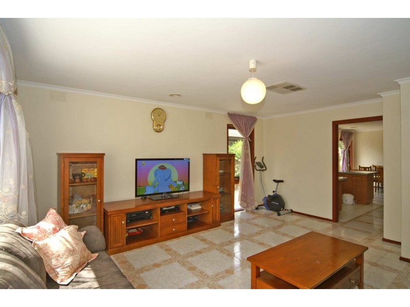 2 William Hovell Drive, Endeavour Hills VIC 3802