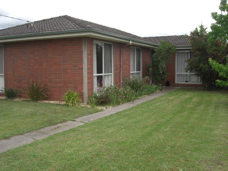 50 Maple Crescent, Churchill VIC 3842