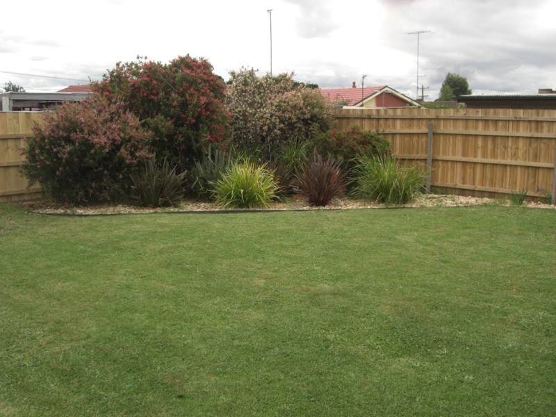 50 Maple Crescent, Churchill VIC 3842