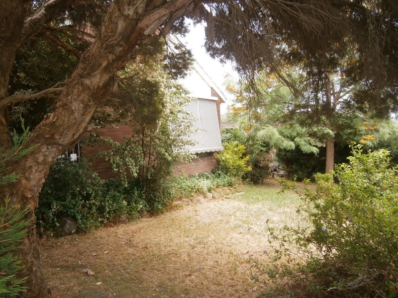 9 SPINOSA CLOSE, Endeavour Hills VIC 3802