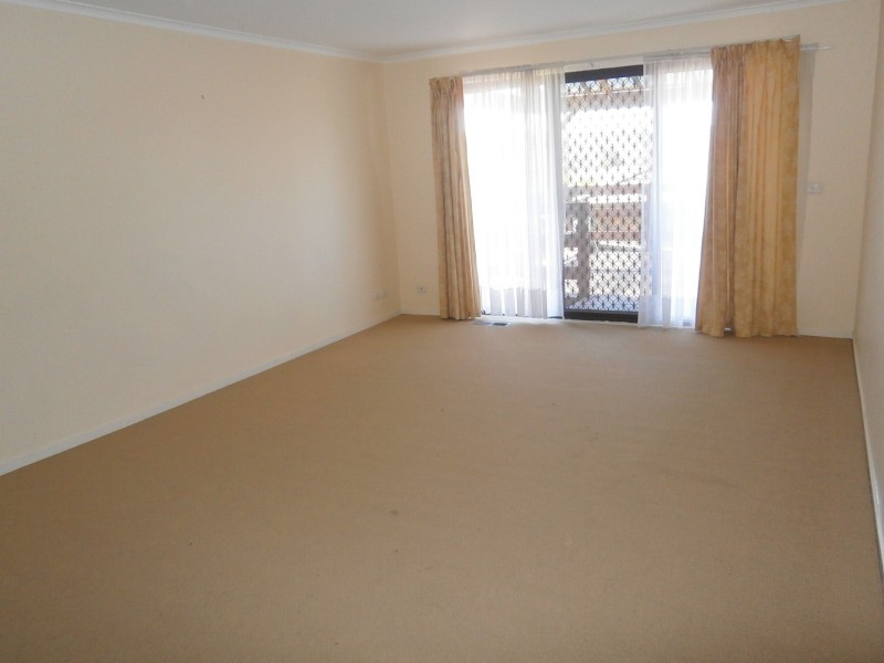 29 THOMAS MITCHELL DRIVE, Endeavour Hills VIC 3802