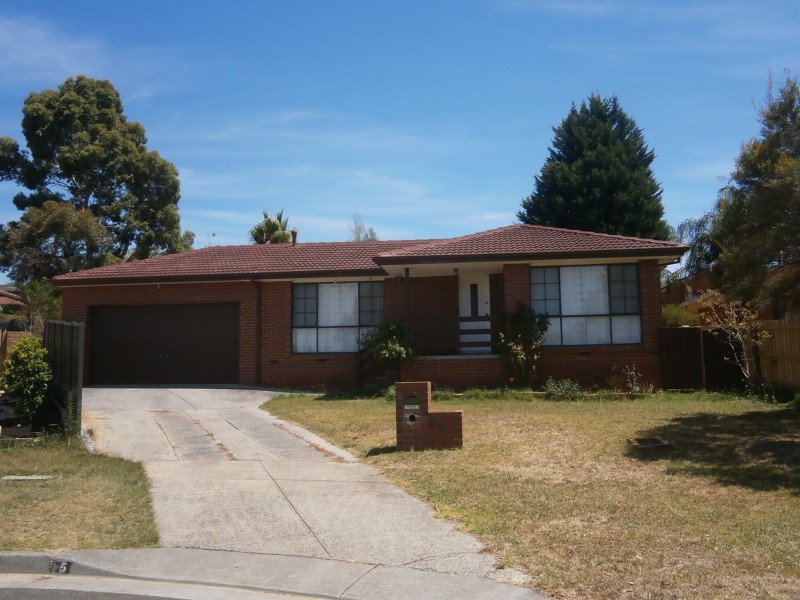 5 GLENARA COURT, Endeavour Hills VIC 3802