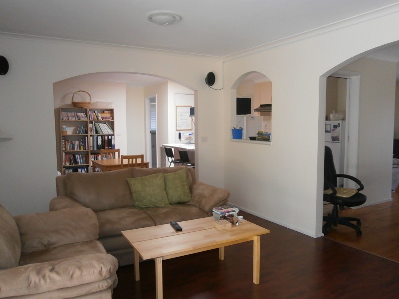 5 GLENARA COURT, Endeavour Hills VIC 3802