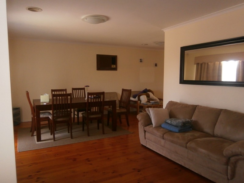 5 GLENARA COURT, Endeavour Hills VIC 3802