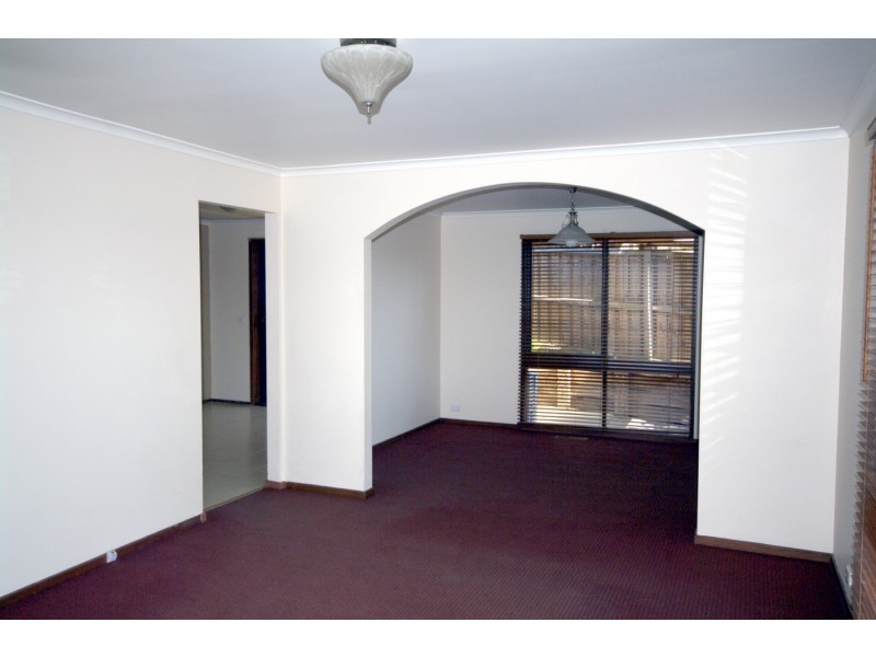 3 Waruka Close, Endeavour Hills VIC 3802