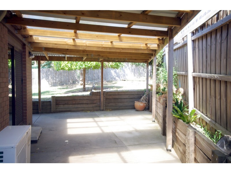 3 Waruka Close, Endeavour Hills VIC 3802