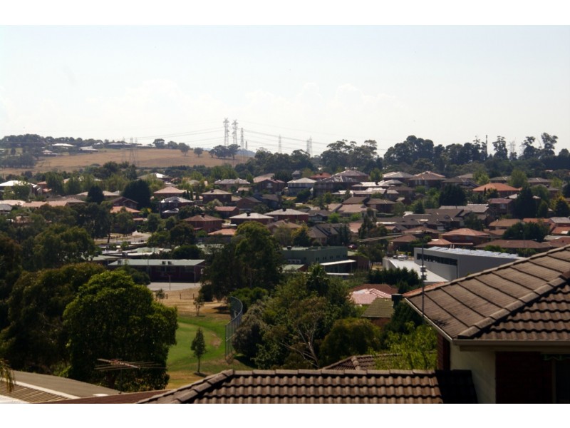 3 Waruka Close, Endeavour Hills VIC 3802