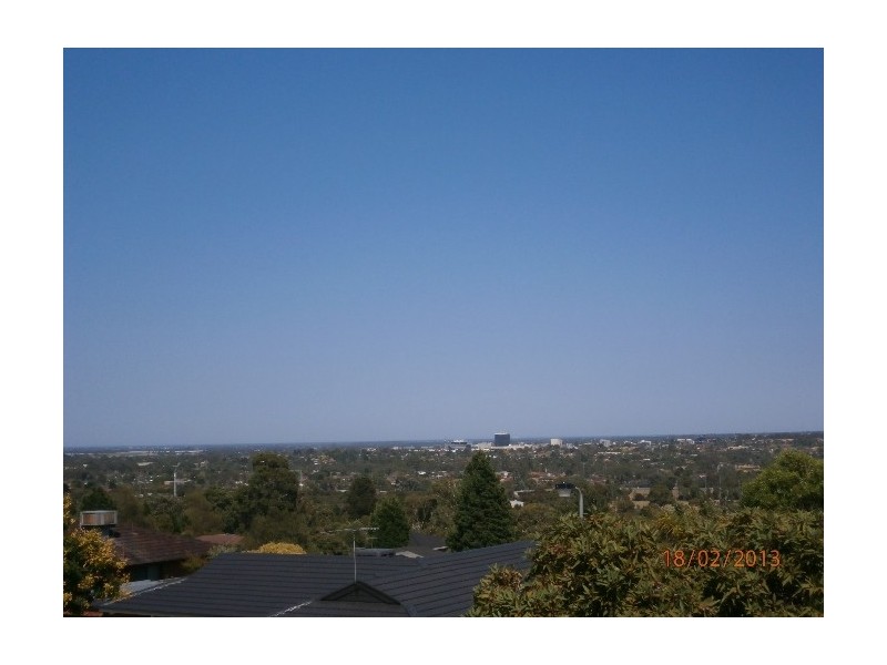 6 GRAY CLOSE, Endeavour Hills VIC 3802