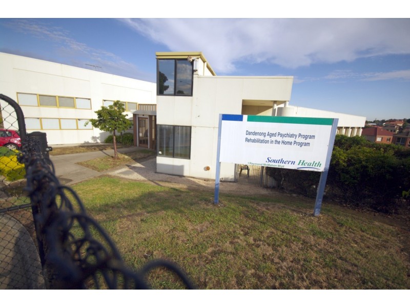 2 Raymond McMahon Blvd, Endeavour Hills VIC 3802