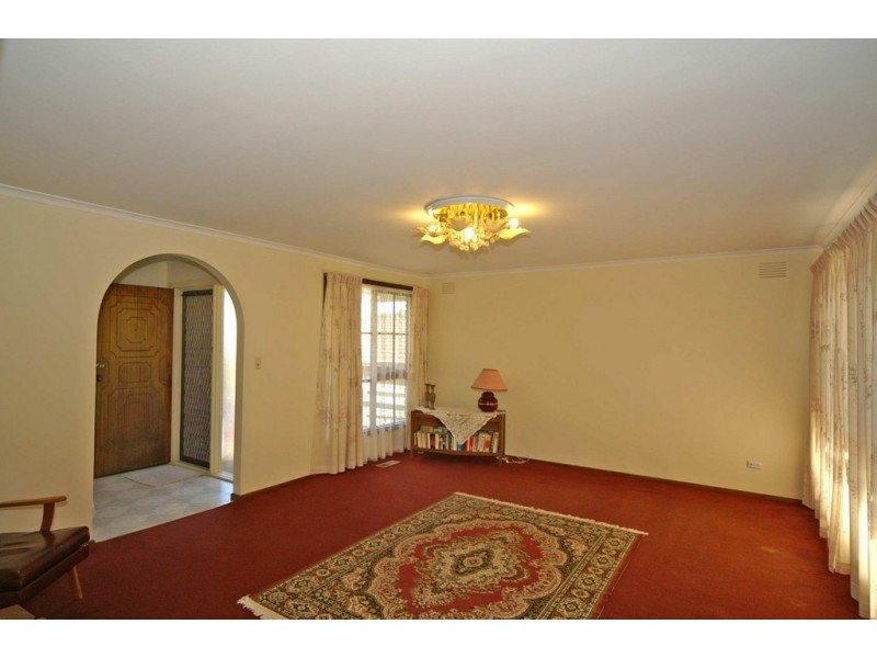 79 Sydney Parkinson Avenue, Endeavour Hills VIC 3802