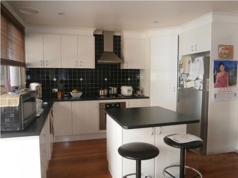 21 PONTO COURT, Endeavour Hills VIC 3802