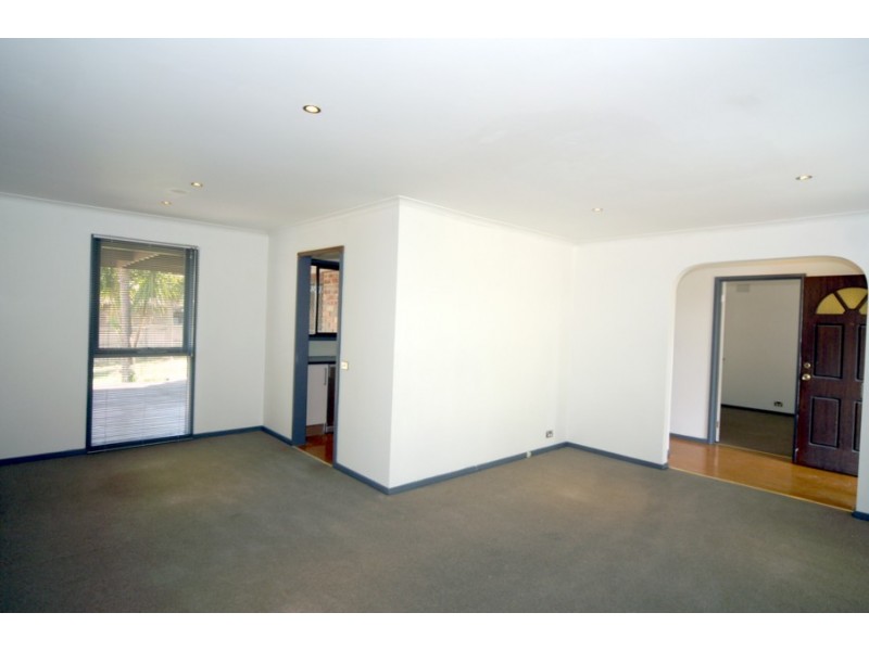 191 James Cook Drive, Endeavour Hills VIC 3802