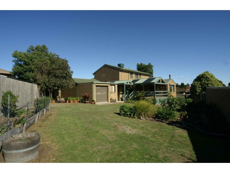 1 Earls Court, Endeavour Hills VIC 3802