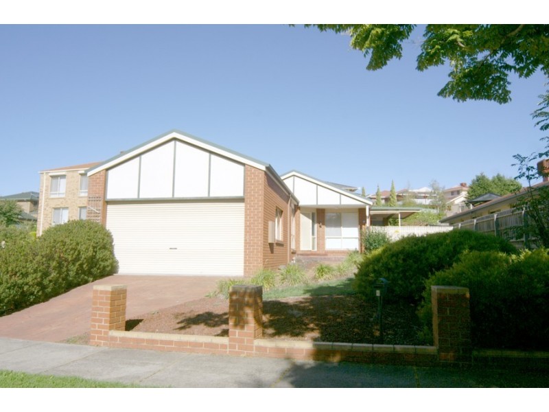 3 Frangipani Close, Endeavour Hills VIC 3802