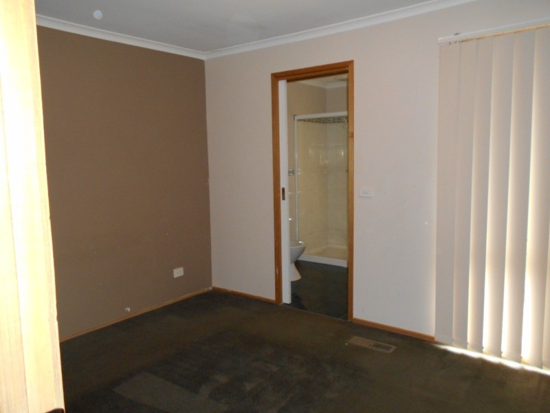 39 MOSSGIEL PARK DRIVE, Endeavour Hills VIC 3802