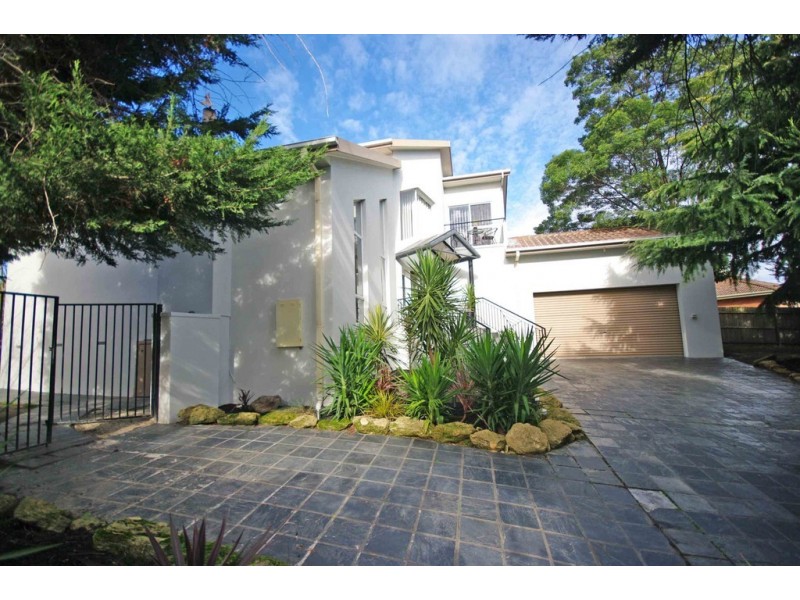 26 Huxley Crescent, Endeavour Hills VIC 3802