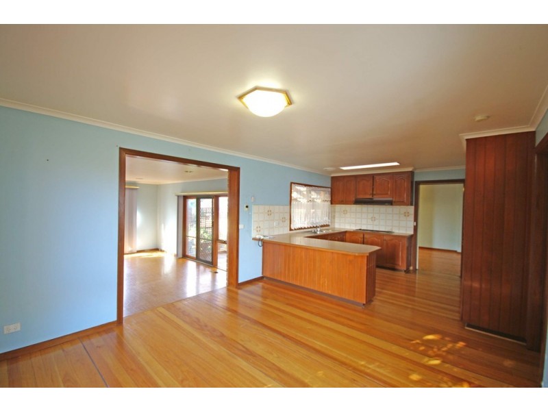 14 Granton Avenue, Endeavour Hills VIC 3802