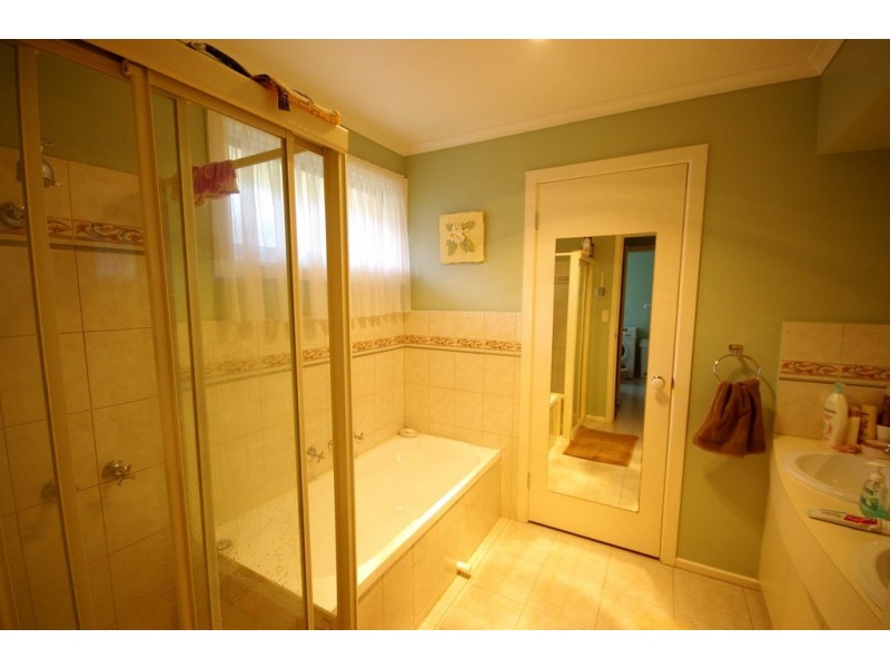 7 Quirk Court, Endeavour Hills VIC 3802