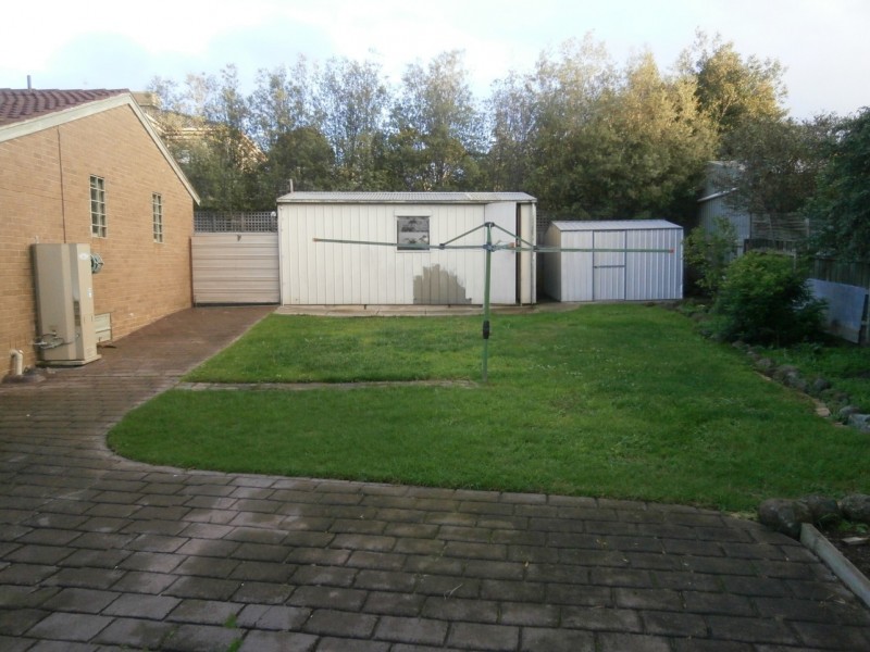 19 CHESTER COURT, Endeavour Hills VIC 3802