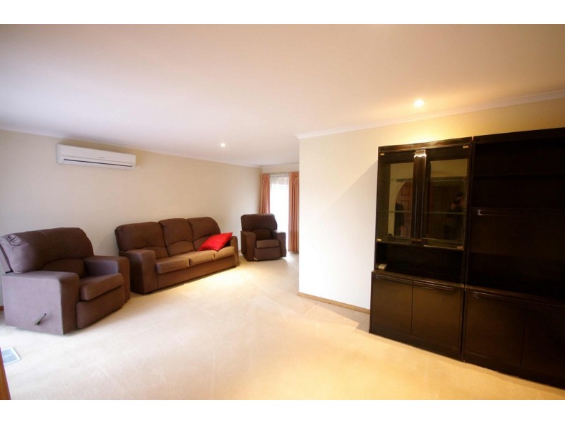 38 Conran Avenue, Endeavour Hills VIC 3802