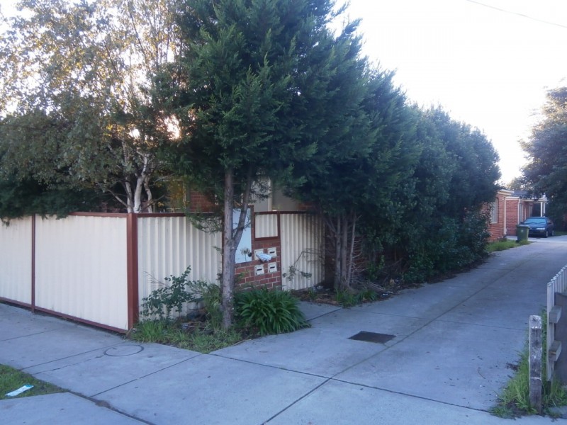 2/37 HAMMOND ROAD, Dandenong VIC 3175