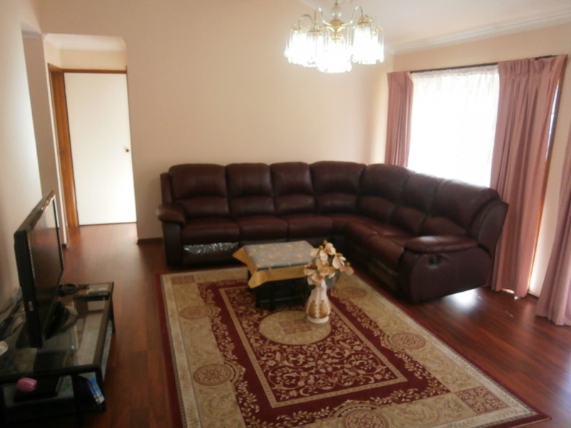 2 ELIAS MEWS, Endeavour Hills VIC 3802