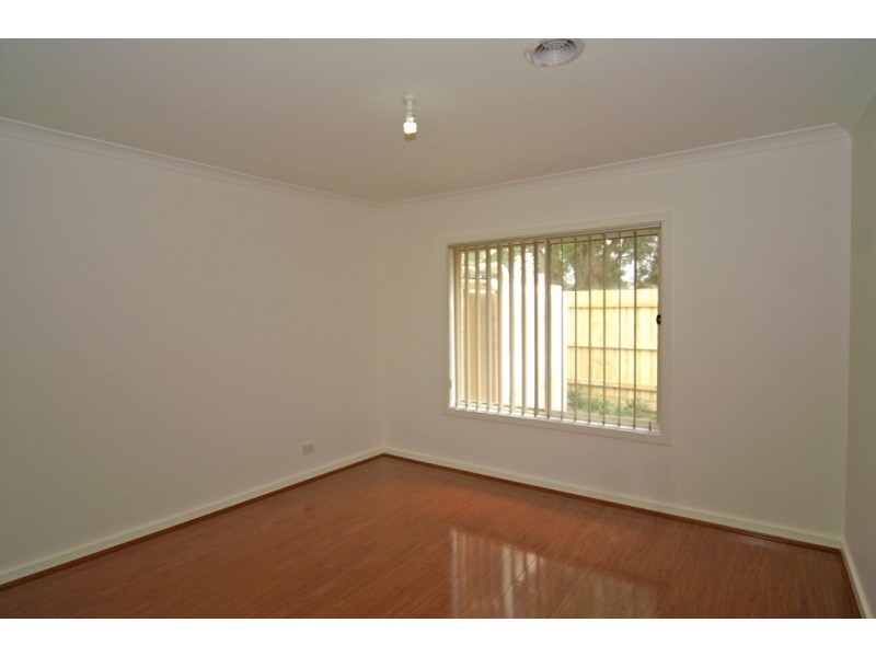 15A Cormorant Close, Endeavour Hills VIC 3802