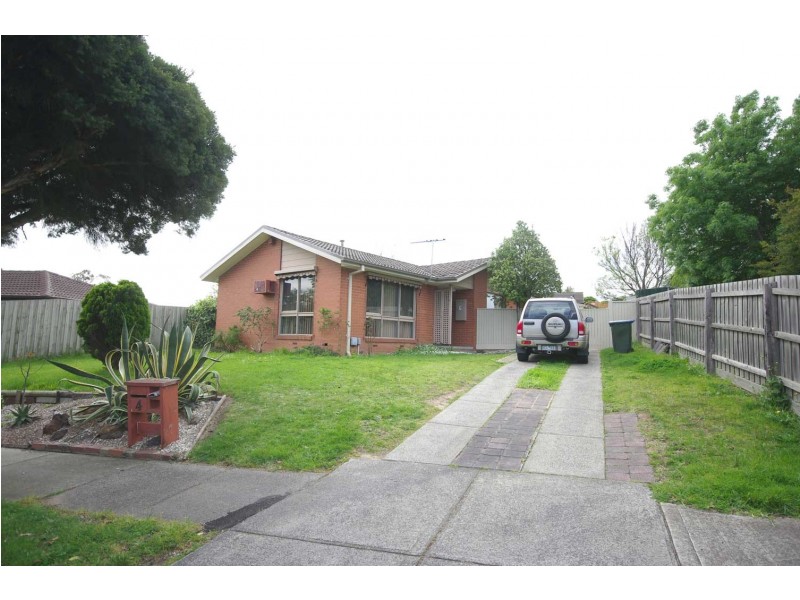 4 Castlecrag Close, Endeavour Hills VIC 3802