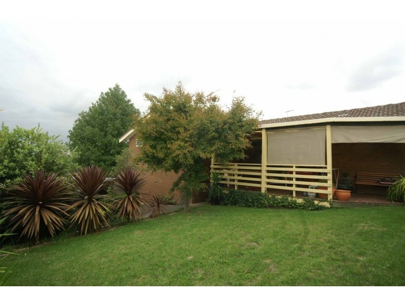 7 Hutchins Avenue, Endeavour Hills VIC 3802