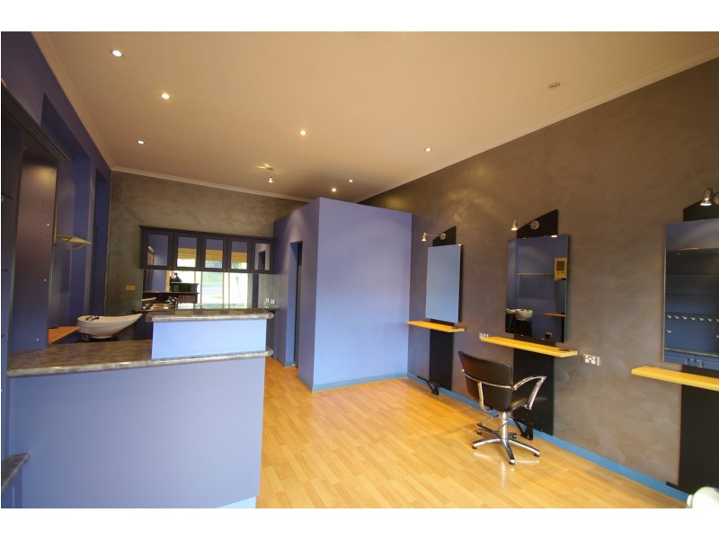 17 Cunningham Drive, Endeavour Hills VIC 3802