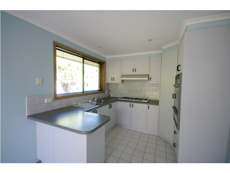 1/56 Arthur Phillip Drive, Endeavour Hills VIC 3802