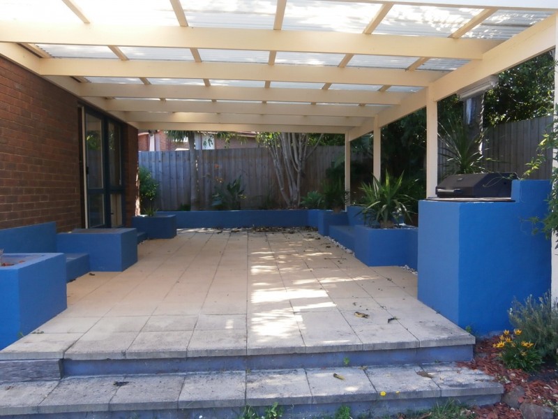 9 DERRY CLOSE, Endeavour Hills VIC 3802