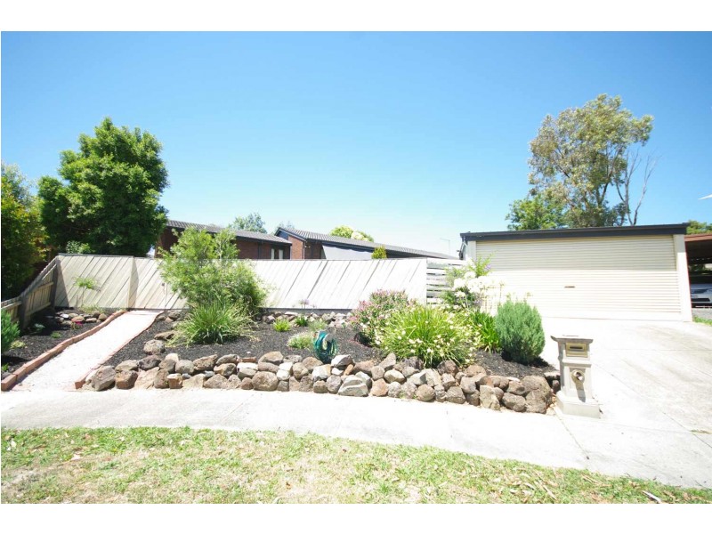 3 Earls Court, Endeavour Hills VIC 3802