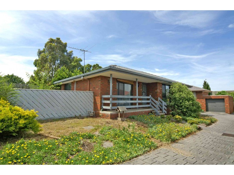 1/56 ARTHUR PHILLIP DRIVE, Endeavour Hills VIC 3802