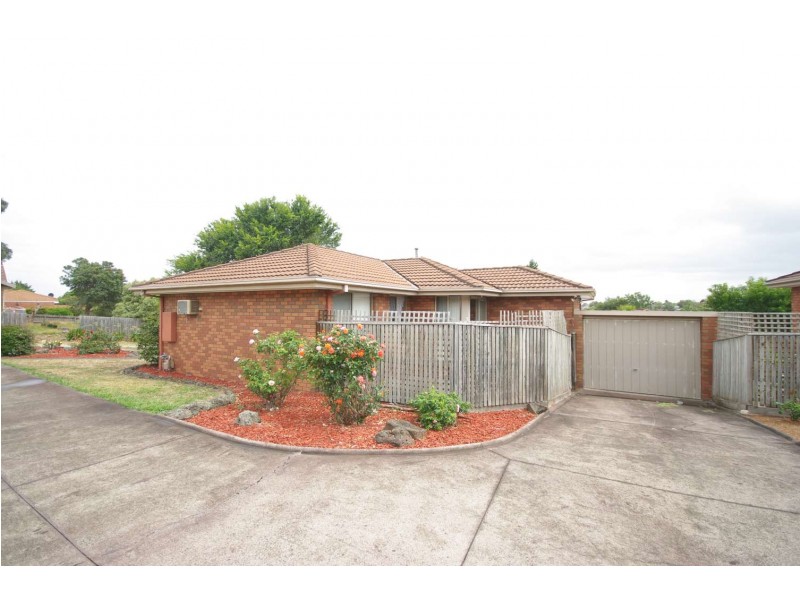 1/8 Southwell Close, Endeavour Hills VIC 3802