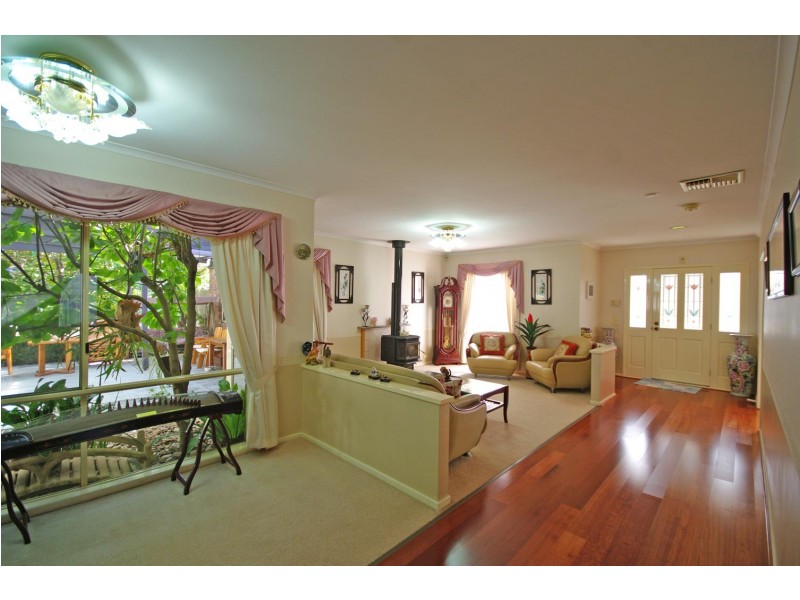 5 Tolmie Rise, Hallam VIC 3803