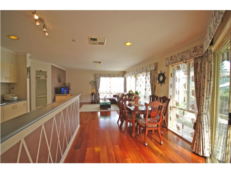 5 Tolmie Rise, Hallam VIC 3803