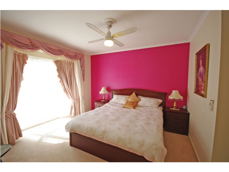 5 Tolmie Rise, Hallam VIC 3803