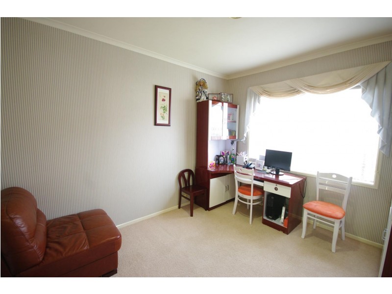 5 Tolmie Rise, Hallam VIC 3803