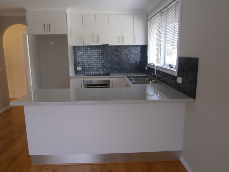 5 SIMMONDS PLACE, Endeavour Hills VIC 3802