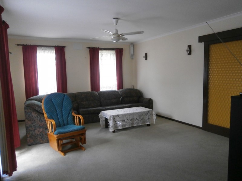 6 BAMBOO COURT, Doveton VIC 3177