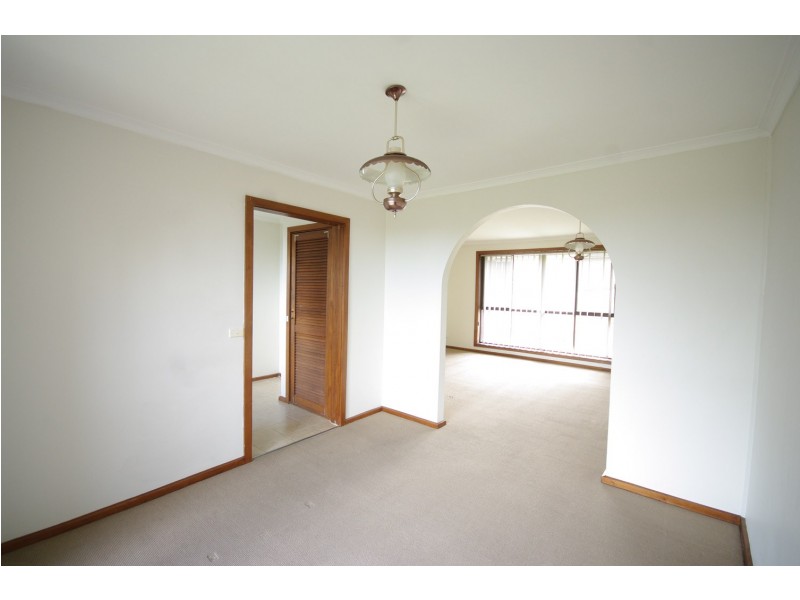 31 Aldridge Street, Endeavour Hills VIC 3802