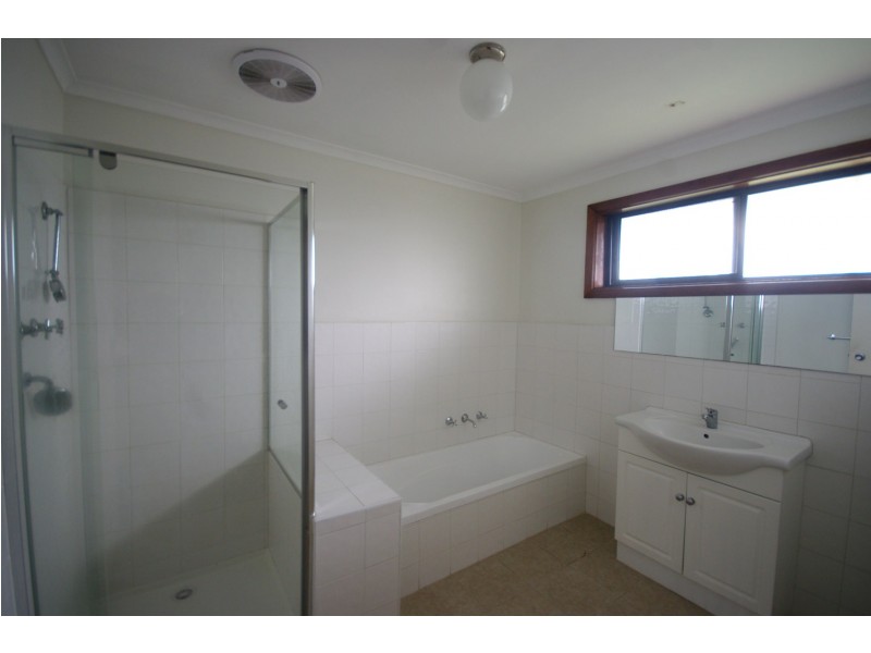 31 Aldridge Street, Endeavour Hills VIC 3802