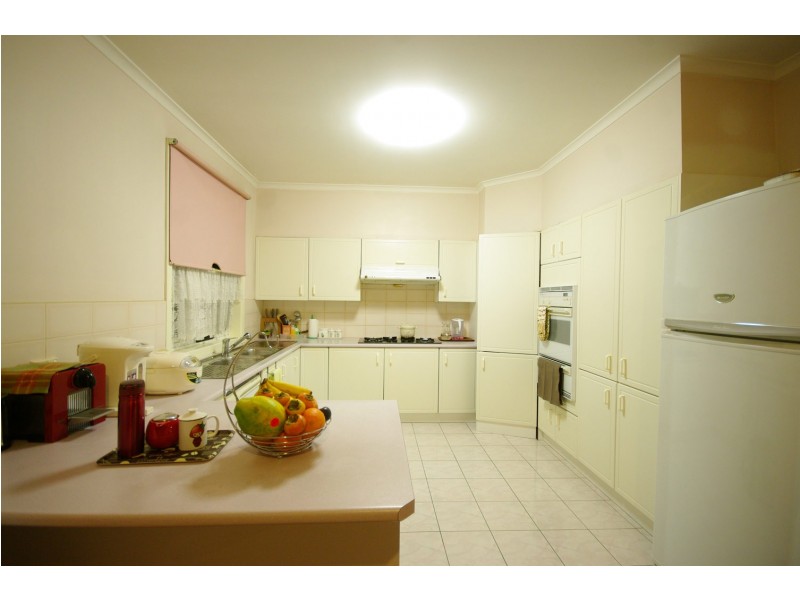 11 Armiston Court, Endeavour Hills VIC 3802